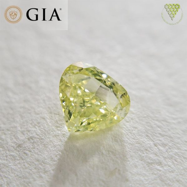 0.38 Carat Fancy Green Yellow SI1 GIA Natural Loose Diamond 天然 グリーン イエロー ダイヤモンド ルース モデファイド  Heart Shape