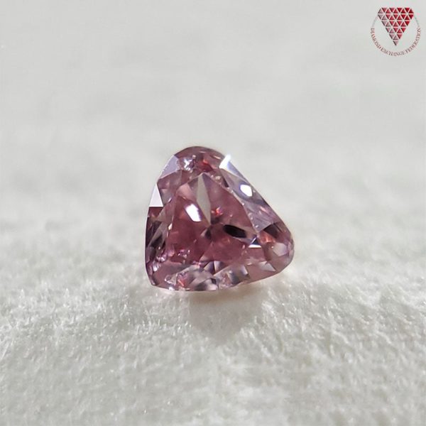 0.028 Carat Fancy Intense  Pink I1 AGT Japan  Natural Loose Diamond 天然 ピンク ダイヤモンド モデファイド  Heart Shape