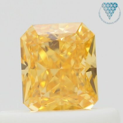 0.40 Carat, Fancy Vivid Yellow Natural Diamond, Round Shape, VS2 Clarity, GIA 2