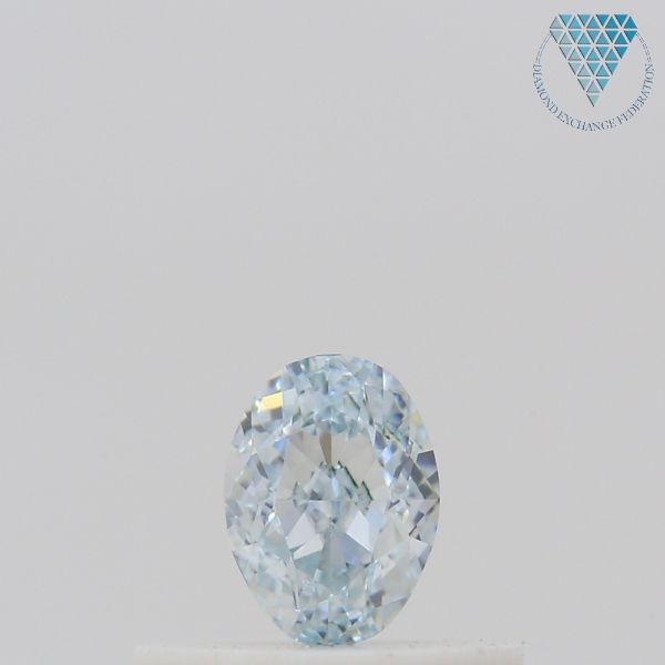 0.29 Carat, Fancy Light Greenish Blue Natural Diamond, Oval Shape, VS1 Clarity, GIA 2