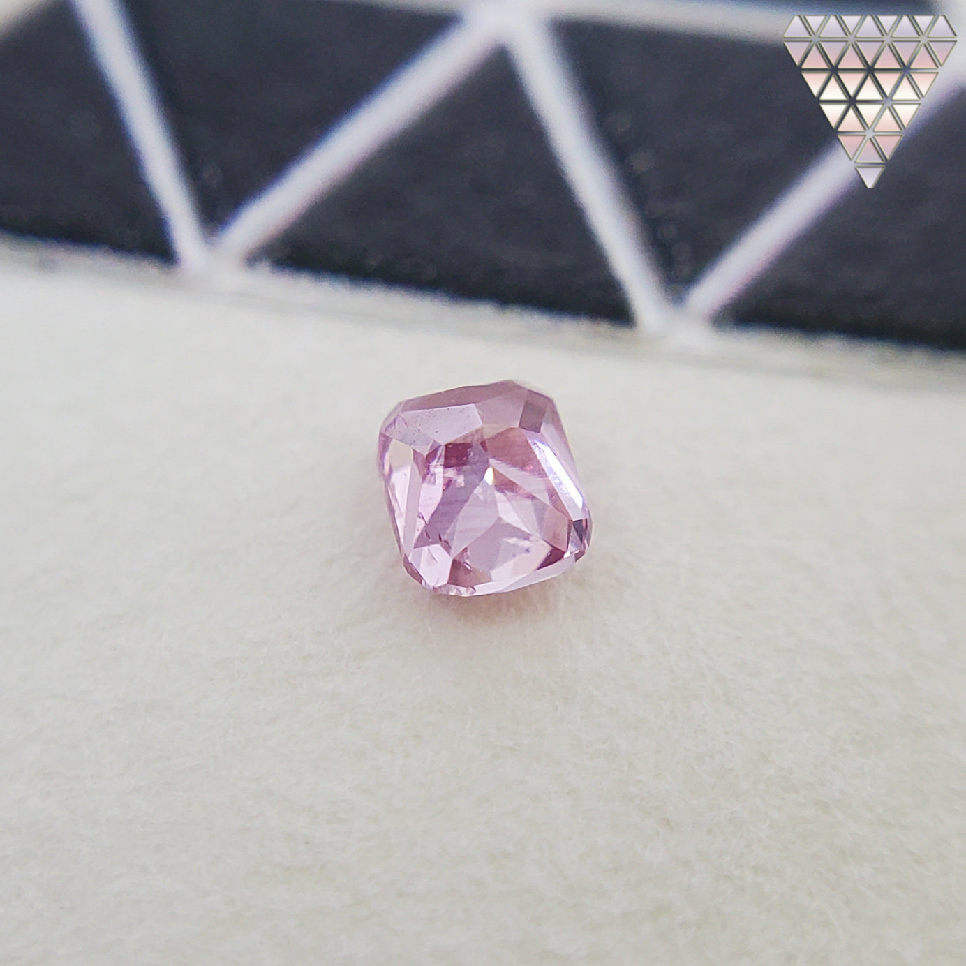0.08 Carat, Fancy Vivid Purple Pink Natural Diamond, Radiant Shape, SI1 ± Clarity, GIA 4