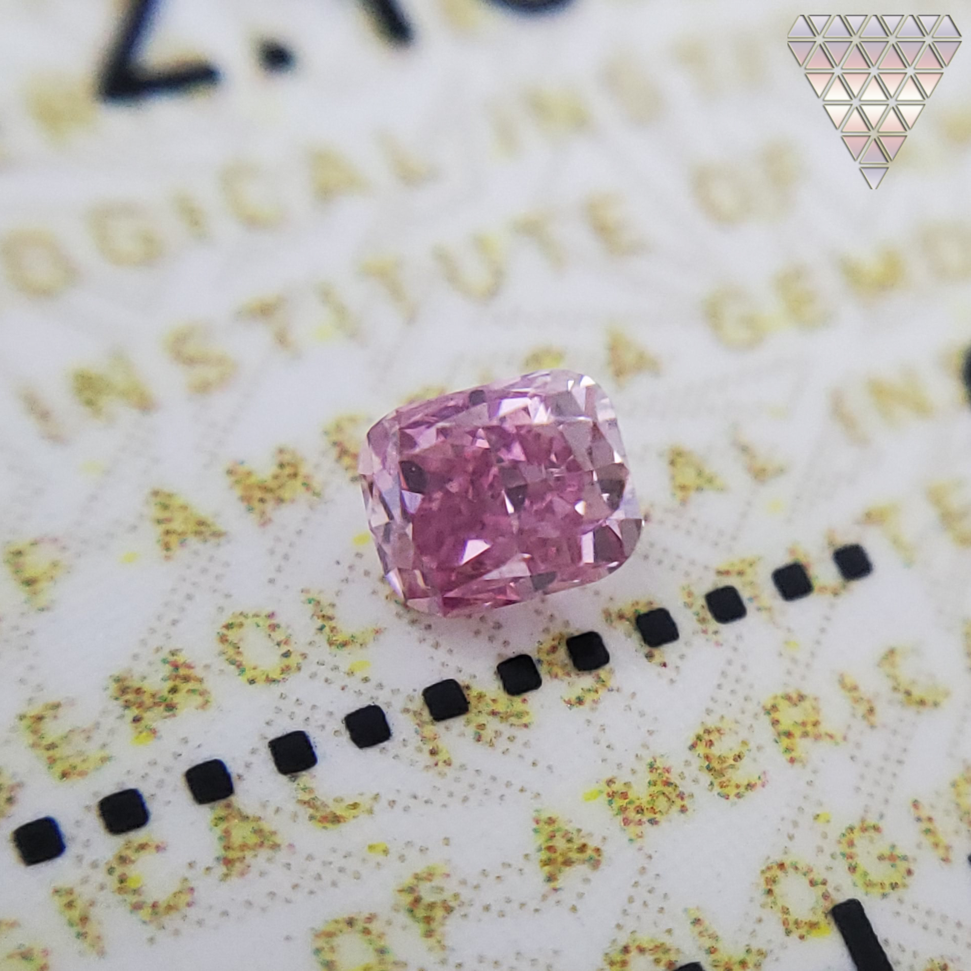0.08 Carat, Fancy Vivid Purple Pink Natural Diamond, Radiant Shape, SI1 ± Clarity, GIA 7
